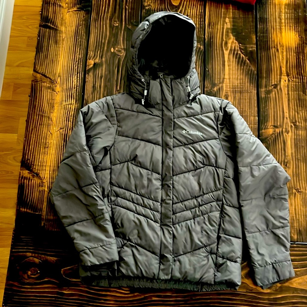 Women’s Columbia Jacket